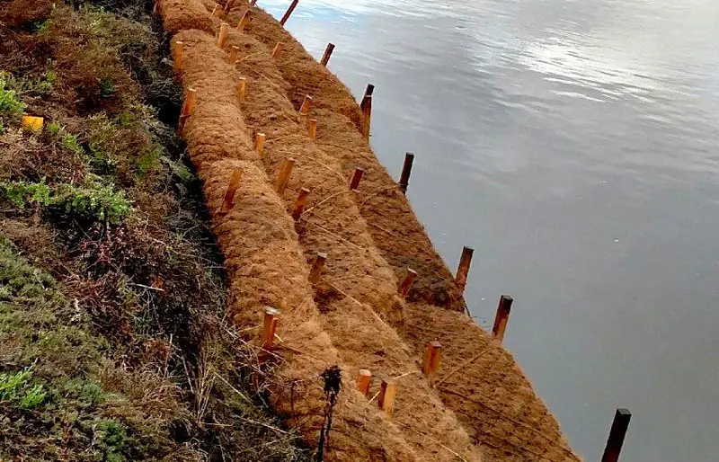 coir erosion sediment control along the stream